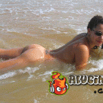 morocha riquisima amateur posando en  la playa