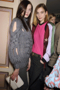 497d9b31471049.gif