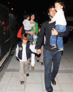 75d8a937759038.gif