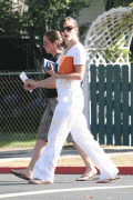 944a8241772375.gif