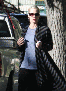 Jennie Garth in legging